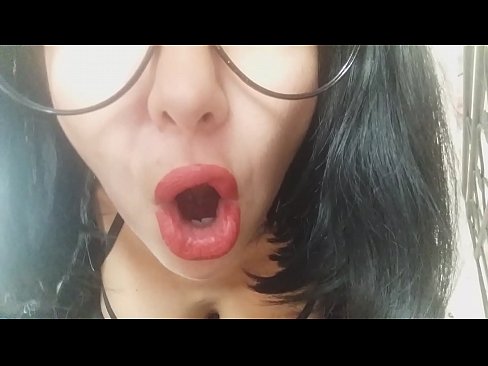 ❤️ Maitia, zure amaordeak ez dizu gaur eskolara joaten utziko... Gehiegi behar zaitut... Super pornoa gurean eu.milfnut-net.ru ❌️❤