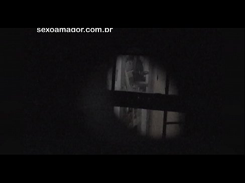 ❤️ Blondie ezkutuan grabatzen du auzoko voyeur batek adreilu hutsen atzean ezkutatuta Super pornoa gurean eu.milfnut-net.ru ❌️❤