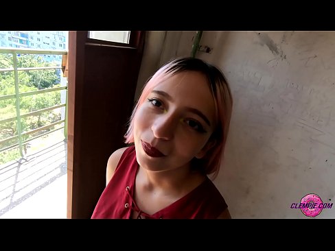 ❤️ Ikasle sentsuak arrotz bat zurrupatzen du kanpoaldean - Cum On His Face Super pornoa gurean eu.milfnut-net.ru ❌️❤